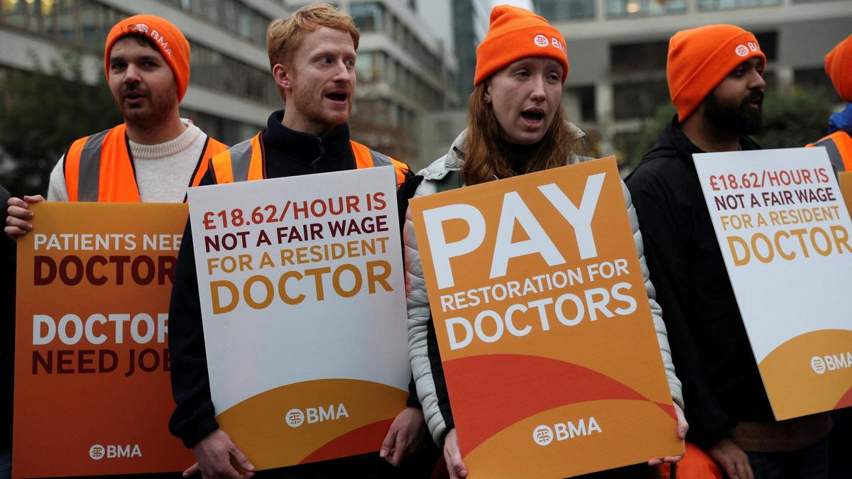 Doctors in England begin six-day strike after rejecting government’s pay and workforce deal
