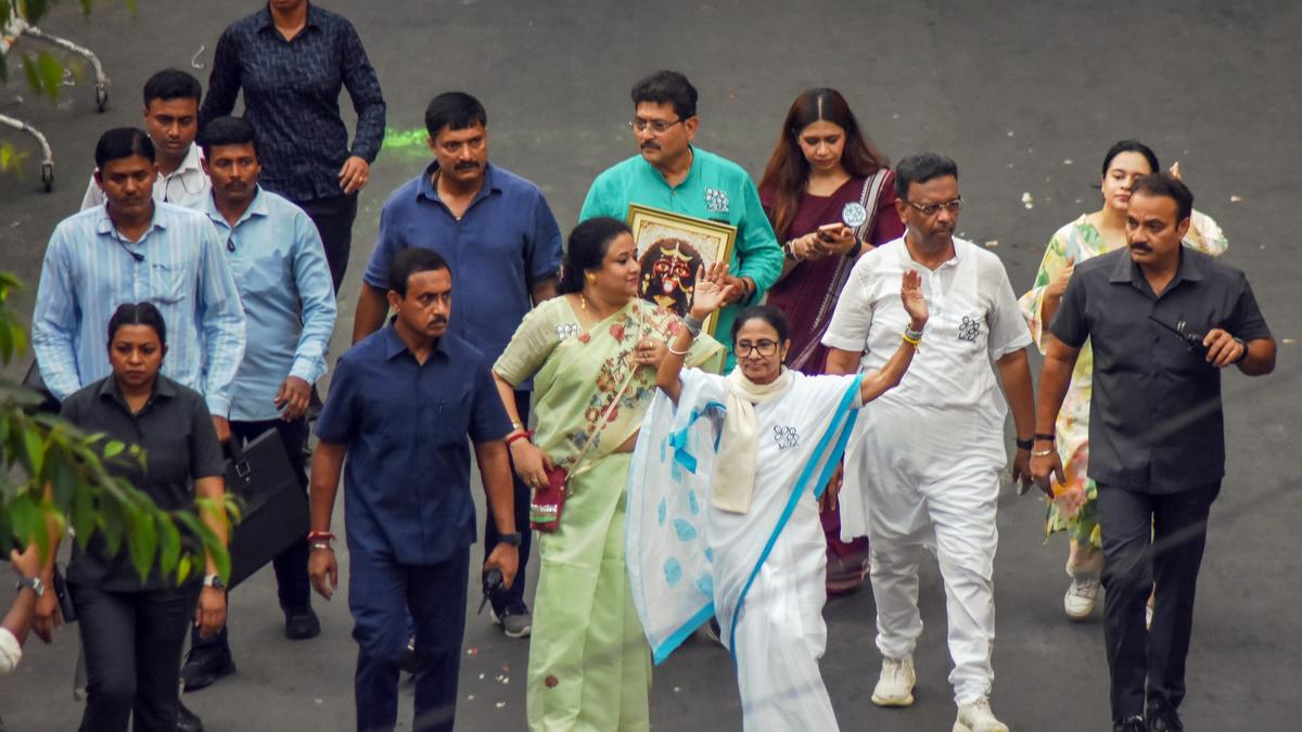 Assembly Elections 2026 LIVE: Showdown in Bhabanipur; chaos erupts as Mamata, Suvendu hold rival rallies 100 metres apart