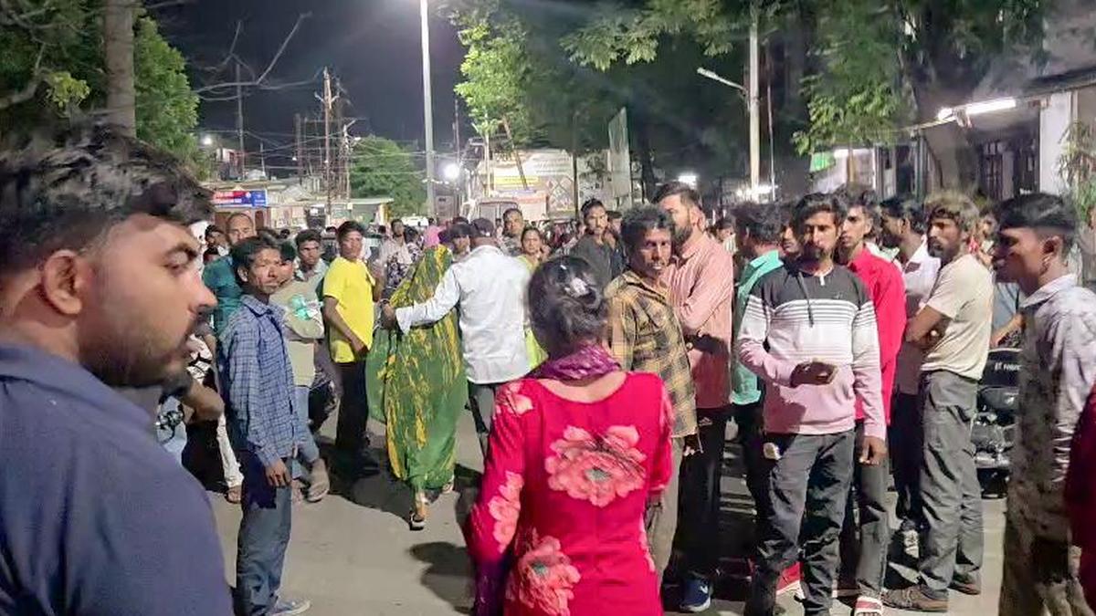 15 labourers die as van overturns in Madhya Pradesh’s Dhar