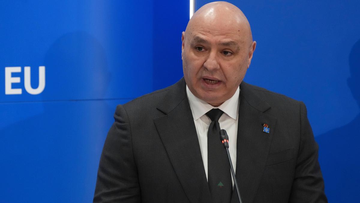 Lebanon President says Israel must fully implement truce as strikes continue