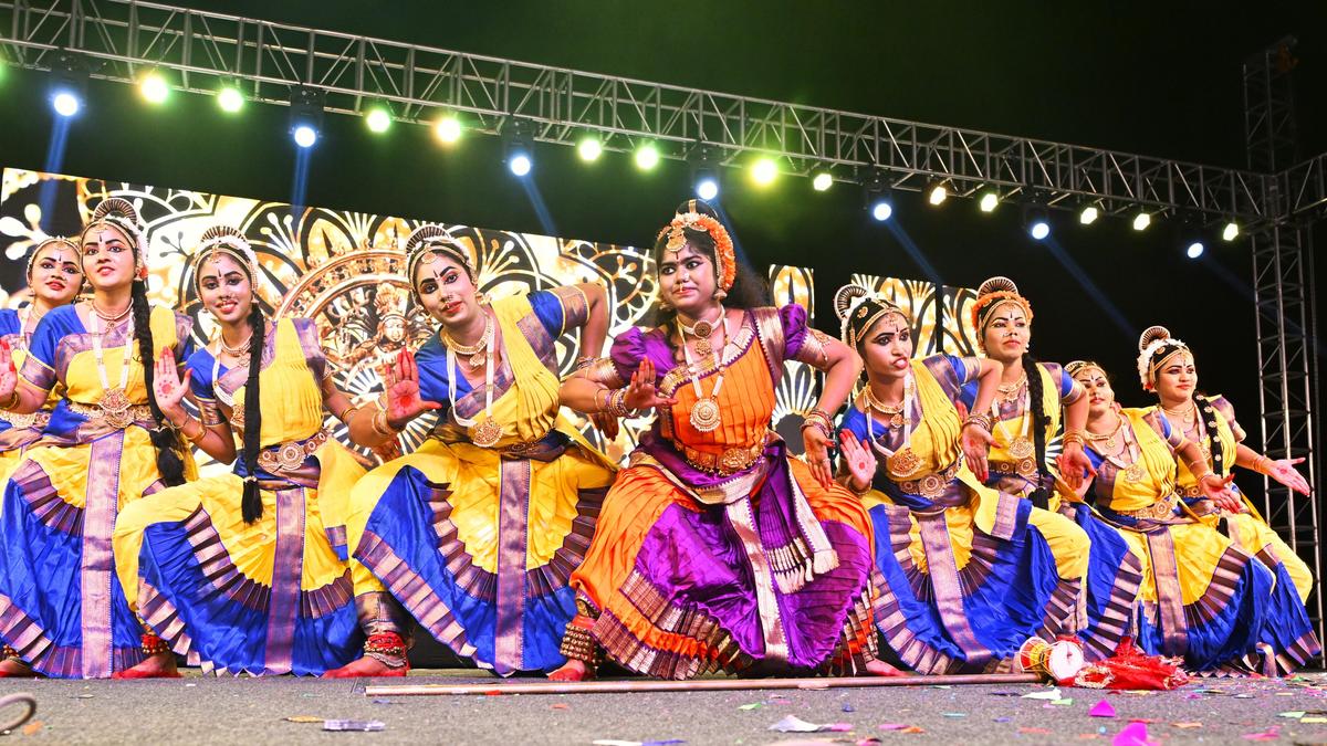 Shatabdi Mahotsav opens at AU amid enthusiastic participation