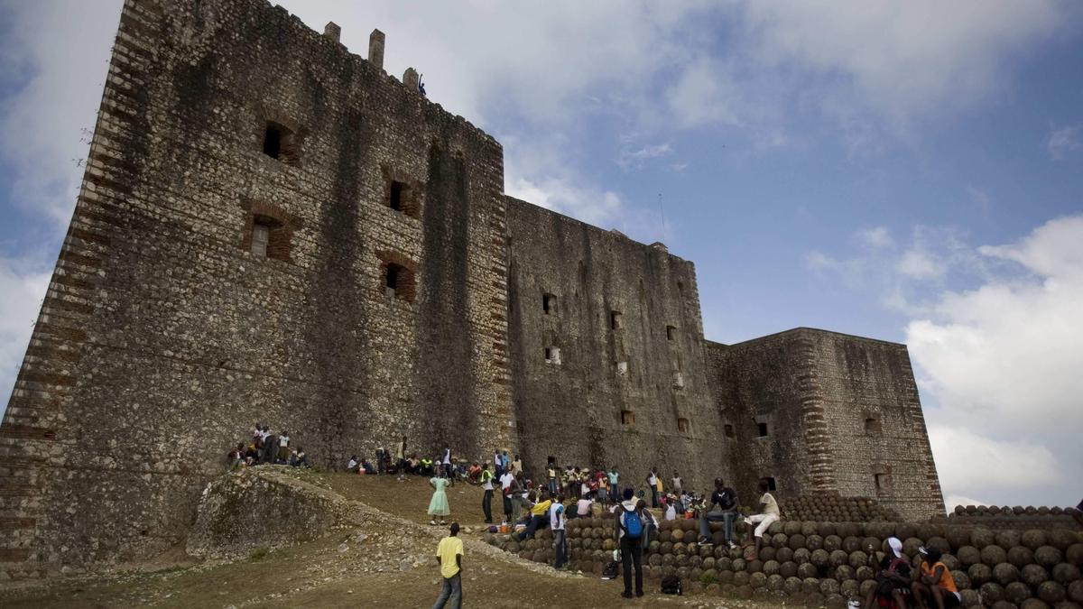 Stampede at Haitian mountaintop fortress kills at least 25 people and injures dozens