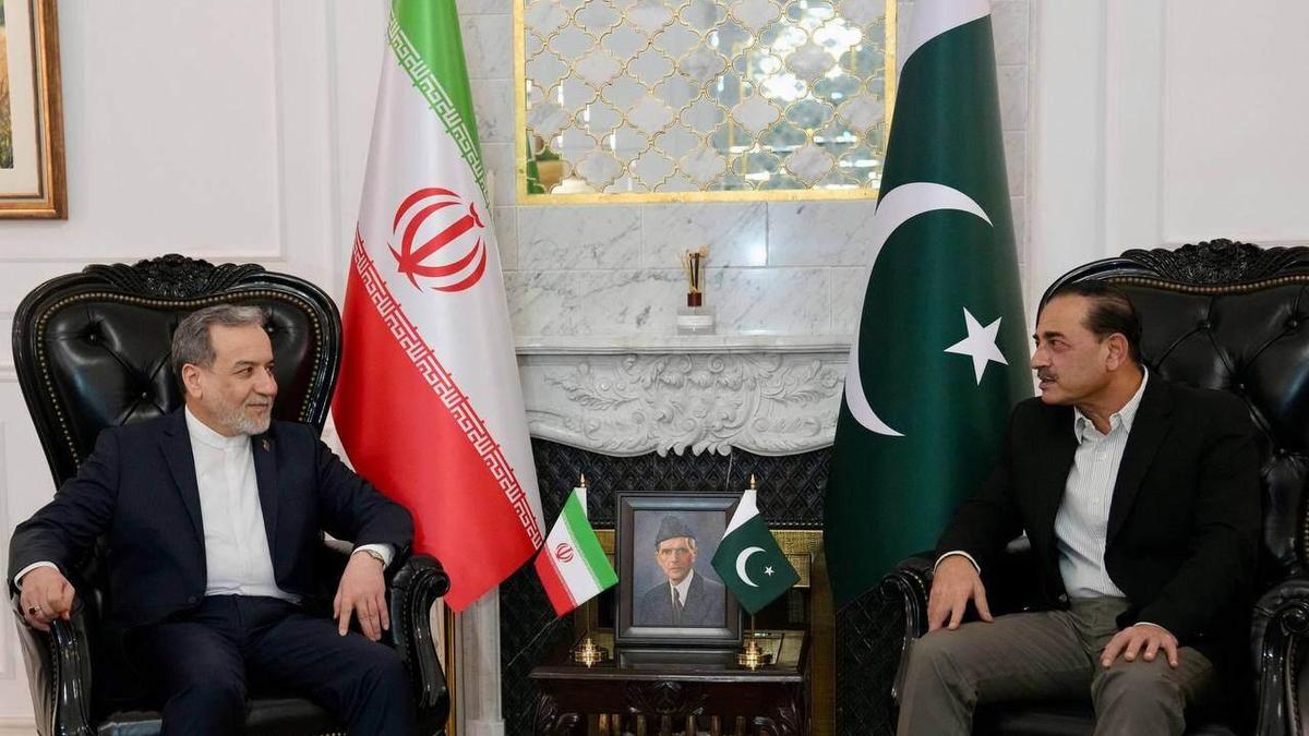 Israel-Iran war LIVE: Iran Foreign Minister Araghchi meets Pakistan Army chief Munir