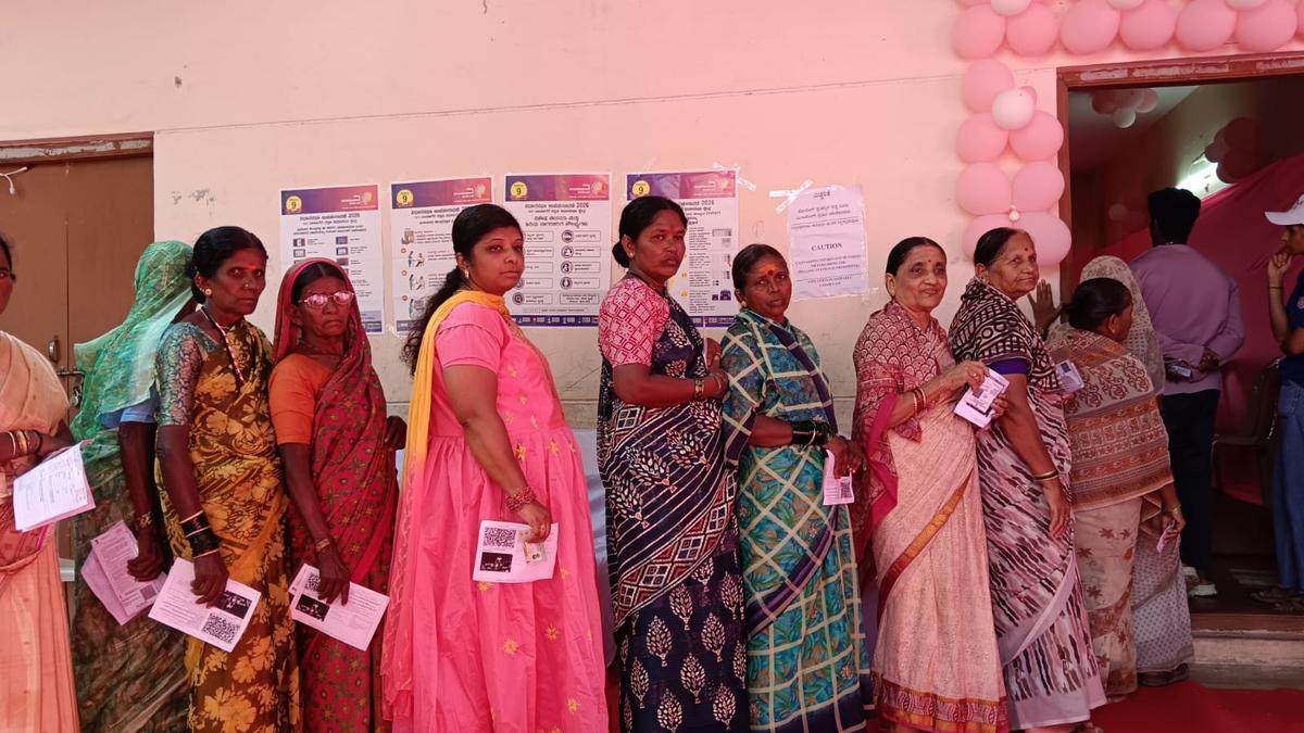 Karnataka bypolls at 1 PM: 43.75% polling in Bagalkot; 37.17% in Davanagere South