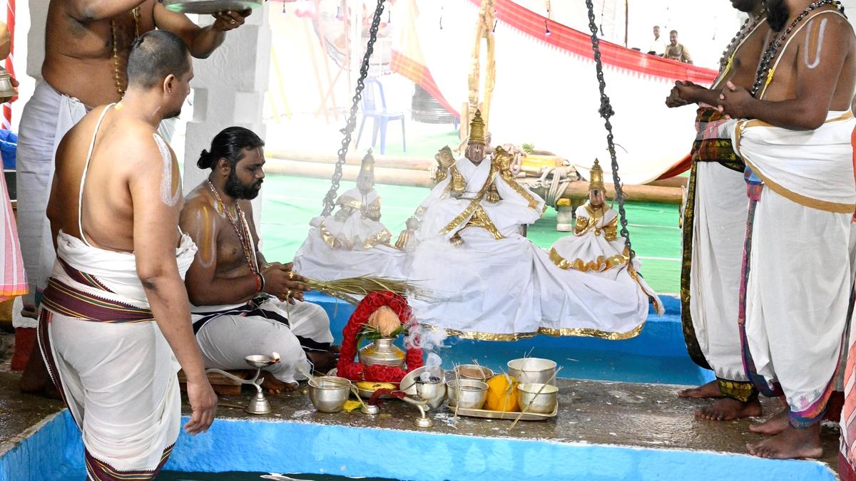 ‘Ponna Kaluva Utsavam’ celebrated – The Hindu