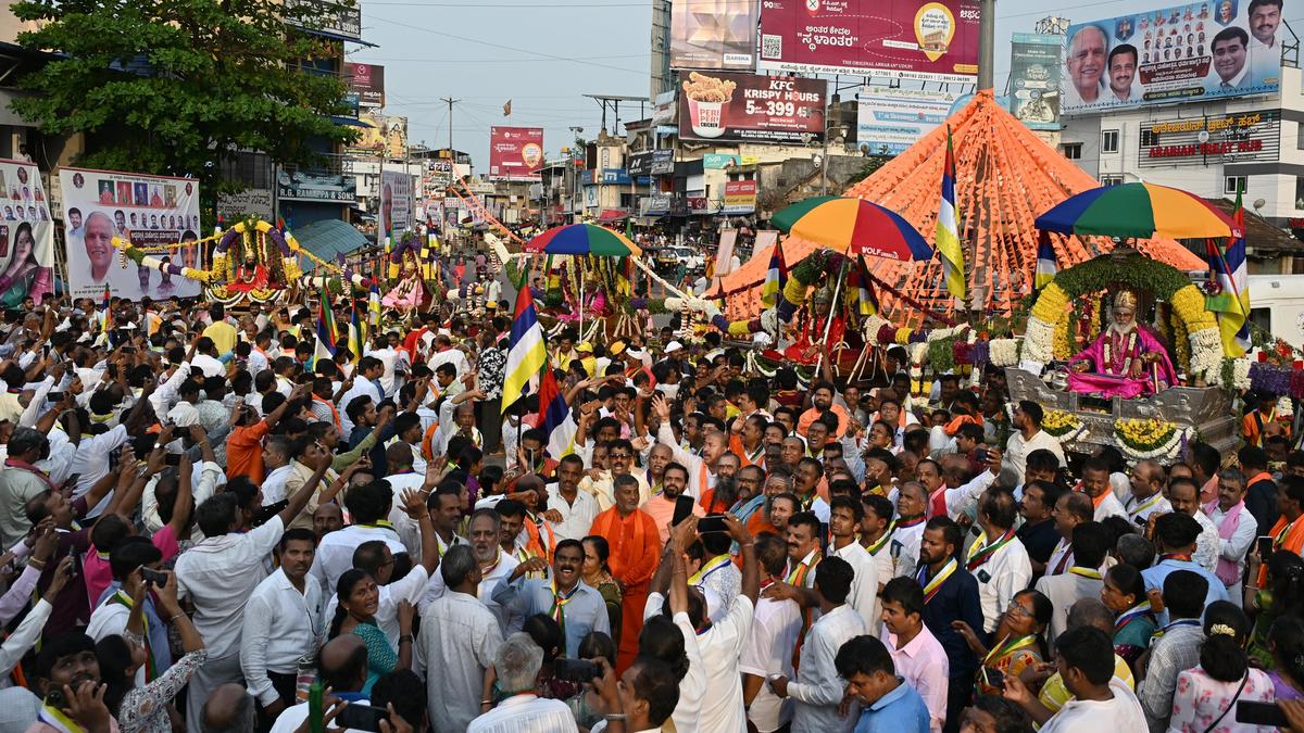 Addapallakki Utsava attracts hundreds of devotees in Shivamogga