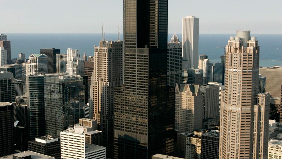 Sears Tower: Tallest for nearly 25 years, now ranked 25th