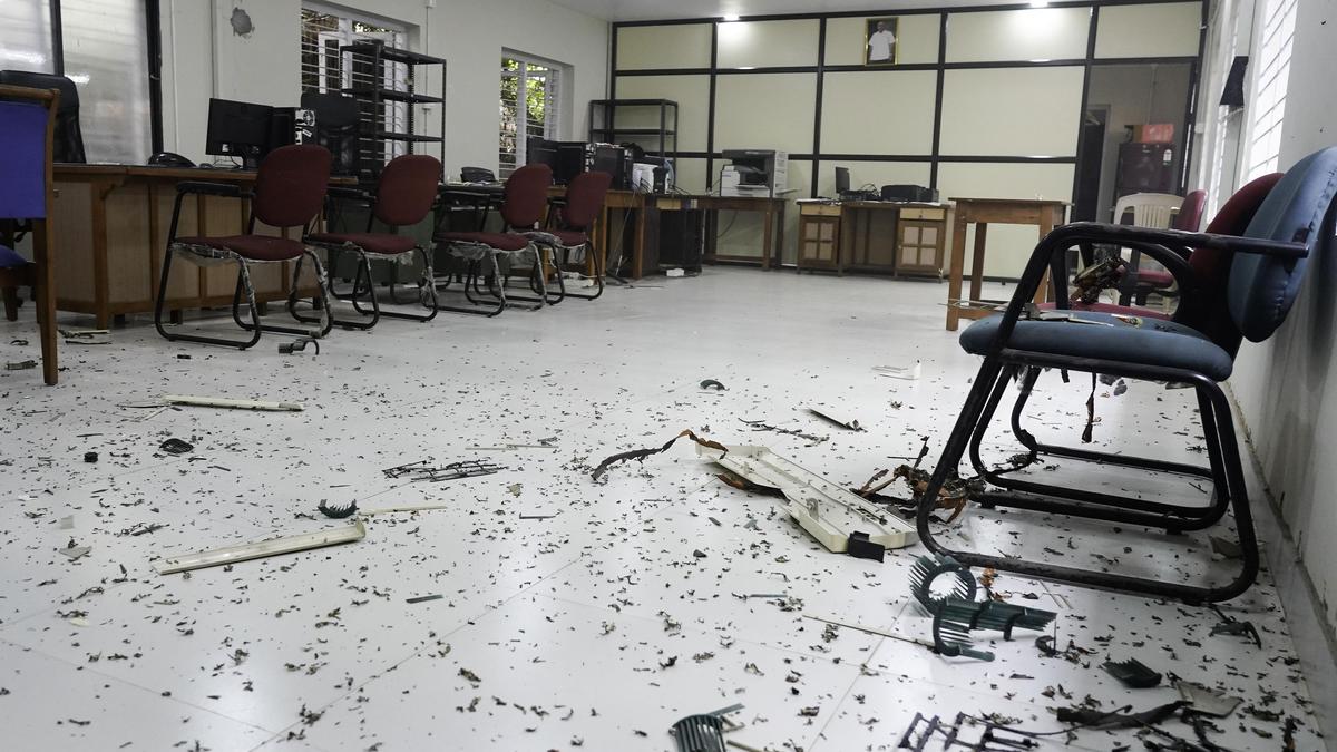 Two hurt in explosion during air conditioner maintenance