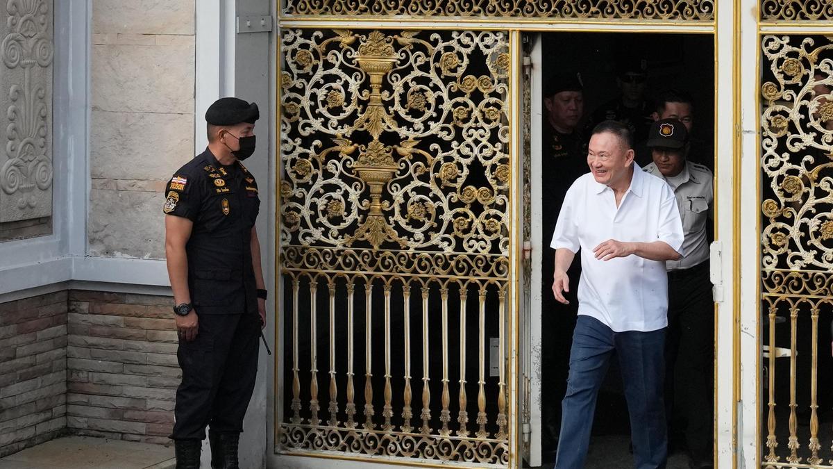 Thailand’s former PM Thaksin released from prison